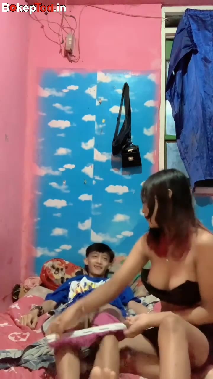 Bokep ABG Ngewe Waktu Rumah Kosong